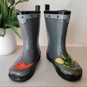 Kidorable Dragon Knight Gray Natural Rubber Rainboots Size 9 toddler